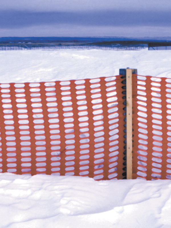 Snow and sand fences