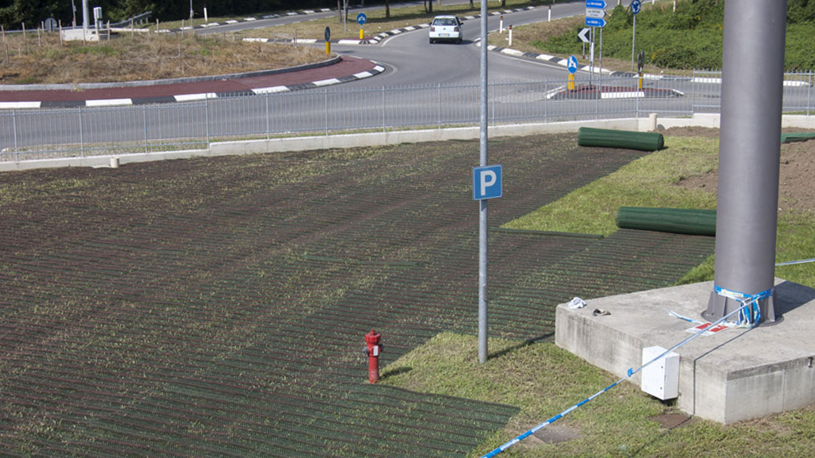 Rete rinforzo prati carrabili GP FLEX - area parcheggio
