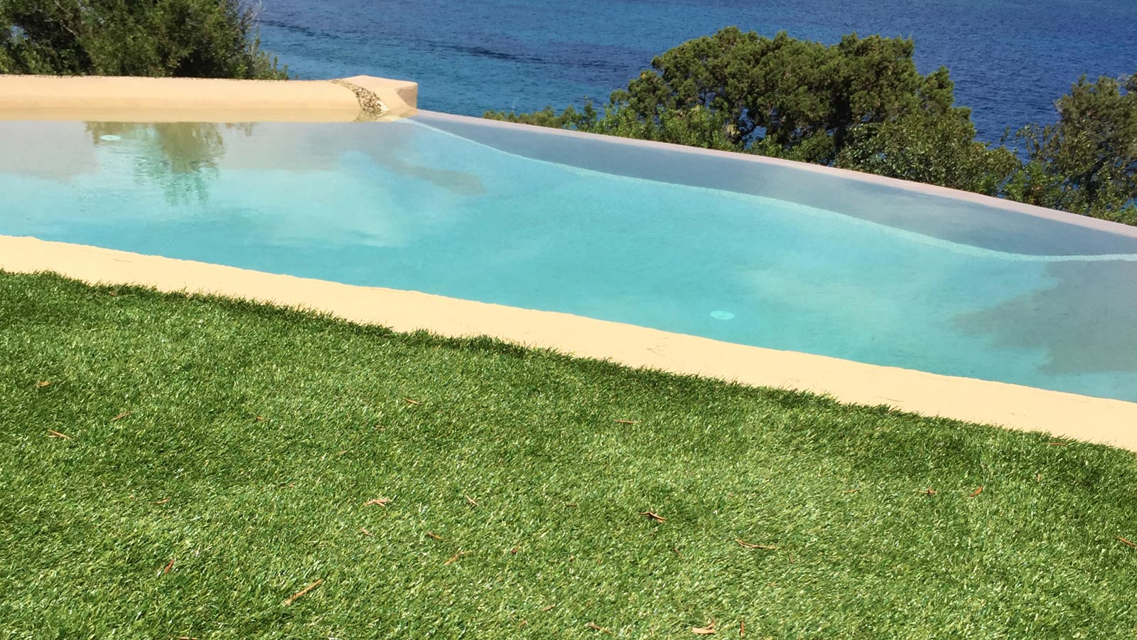 Prato sintetico IRISH MAT 40 - villa piscina giardino