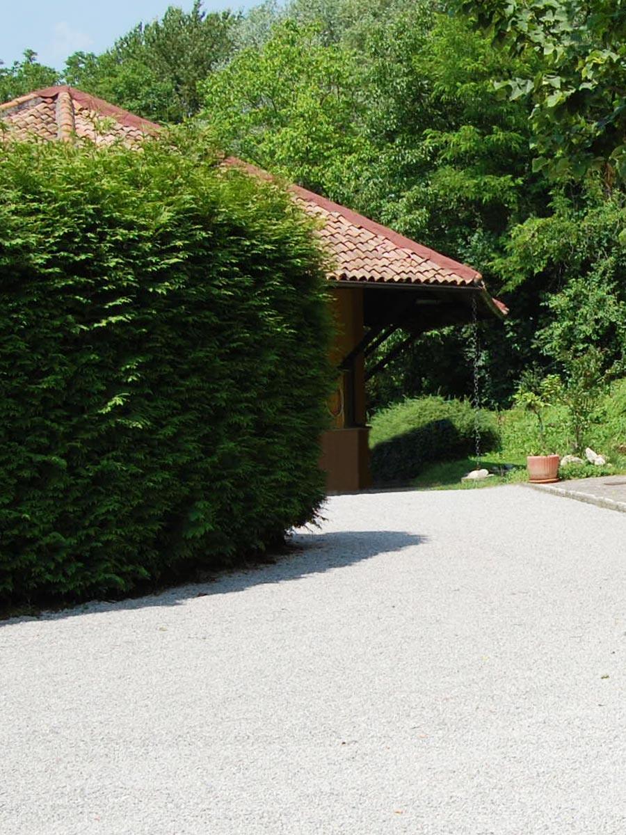 GRAVEL LOCK
