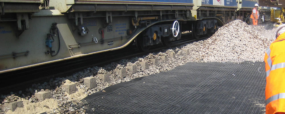 Rinforzo del ballast ferroviario